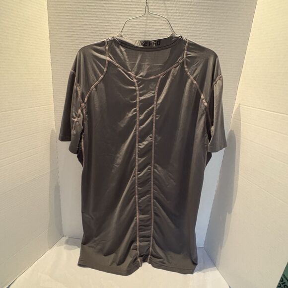 Nike Pro DriFit Fitted Men’s Shirt Size Large Gray/Black Short Sleeve - Picture 6 of 8